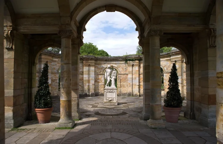 An image of hever castle in kent